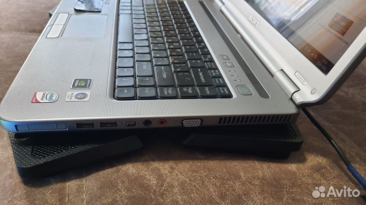Ноутбук Sony vaio VGN-NR31ER