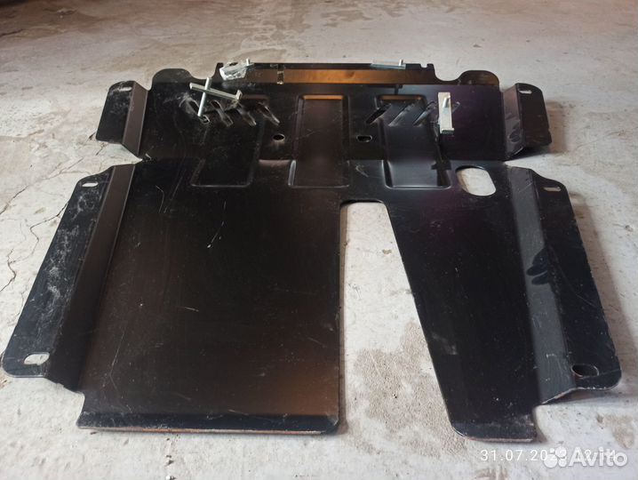 Защита картера двигателя Лада Ларгус