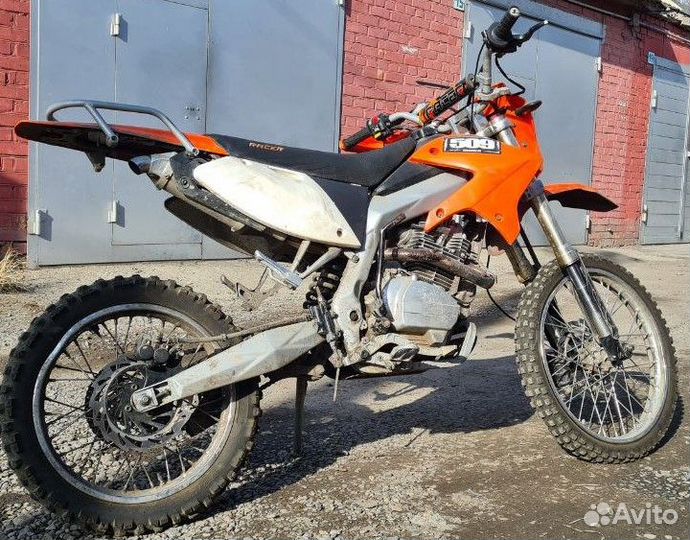 Racer XZT 200
