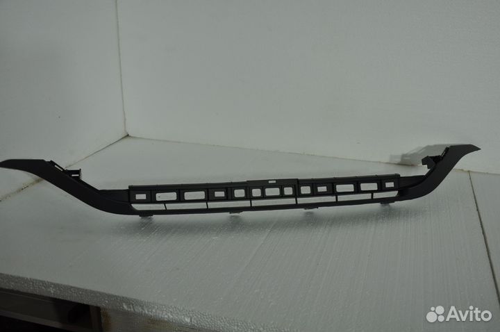 Планка под решетку радиатора Honda CRV 12-14