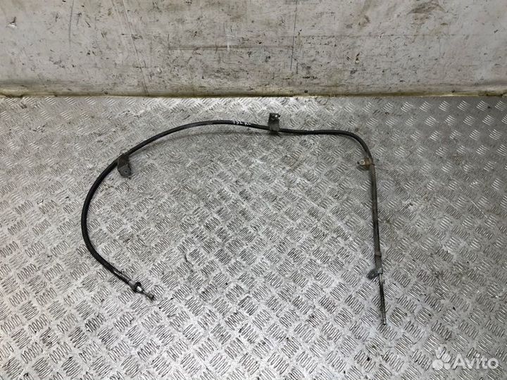 Трос ручного тормоза левый Nissan X-Trail T32