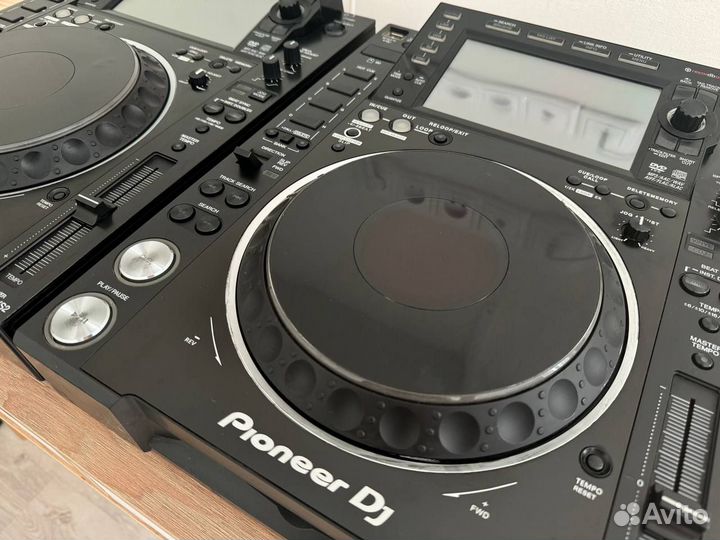 Pioneer CDJ-2000 nexus 2