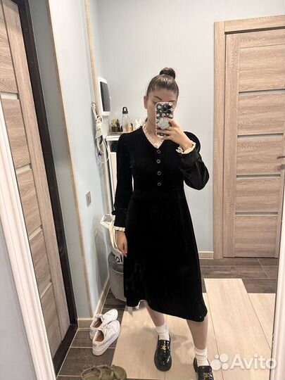 Черное бархатное платье 46 размера