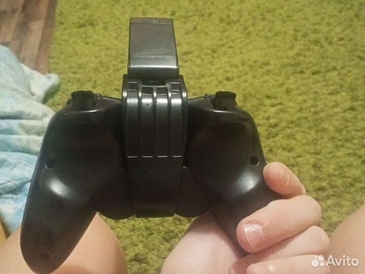 Игровой джойстик для телефона