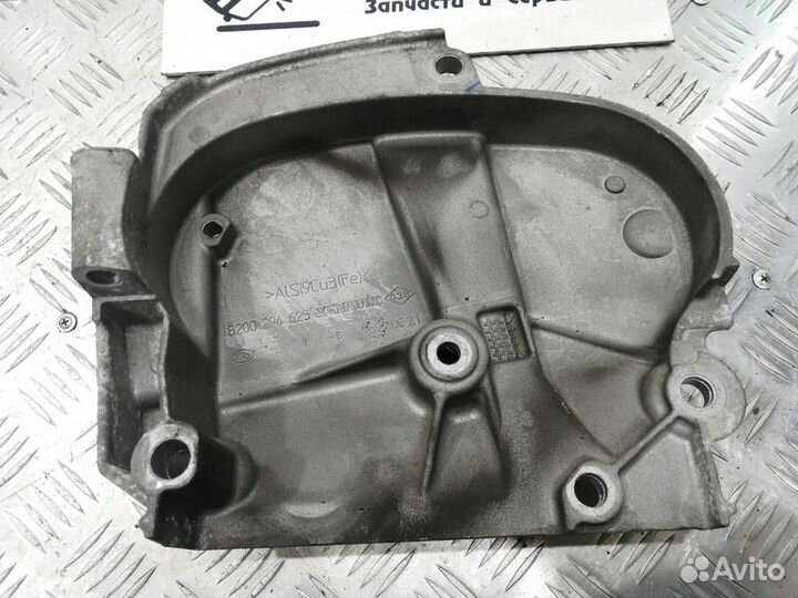 Крышка грм двигателя K4M Рено, Ниссан