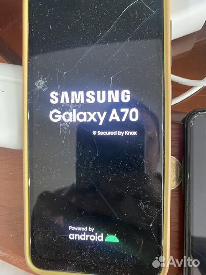 Samsung Galaxy A70, 8/128 ГБ