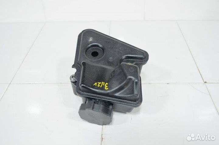 Бачок гидроусилителя Mercedes-Benz R-Class W251