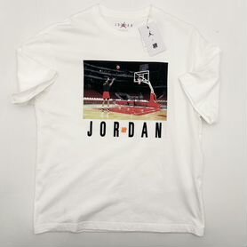 Футболка Jordan x Undefeated