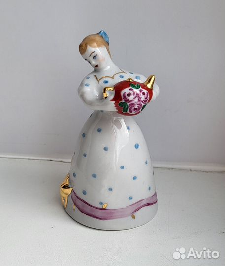 Статуэтка девушка С чайником, завод Дулево