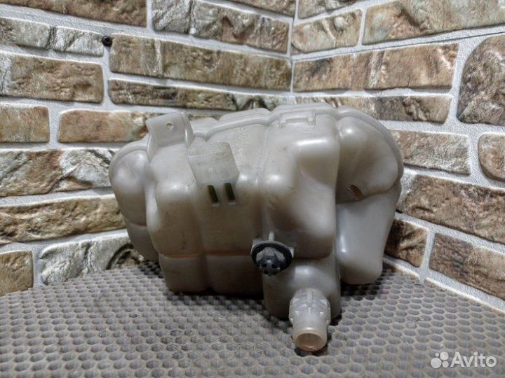 Бачок расширительный Audi A6 C7