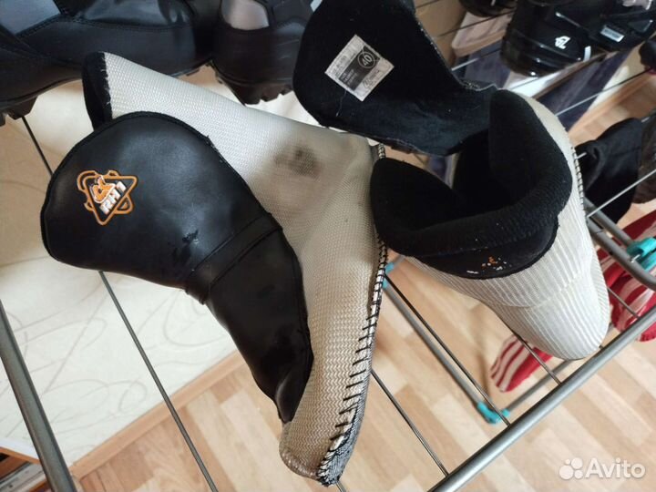 Коньки хоккейные