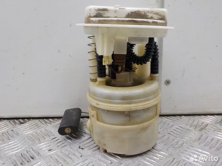 Насос топливный на LADA Largus