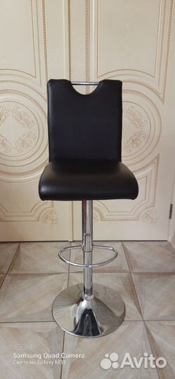 Барный стул