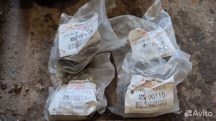 Сайлентблоки Lancer 9