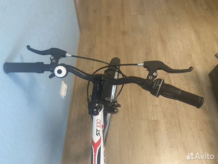 Велосипед подростковый 24 Rockrider(Декатлон)