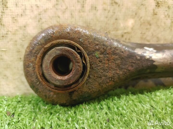 Рычаг подвески задний левый Volvo S40 седан 1.6