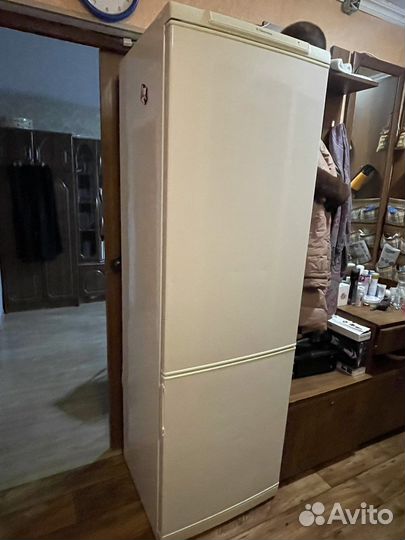Холодильник бу