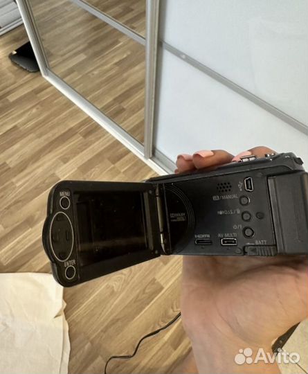 Видеокамера panasonic hc v100