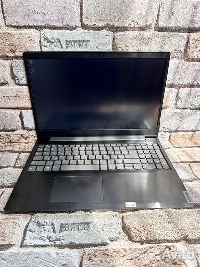 Lenovo ideapad A6-9220/Radeon 530/4гб/SSD