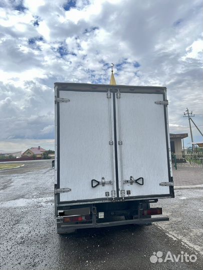 ГАЗ ГАЗель 3302 2.7 МТ, 2013, 260 000 км