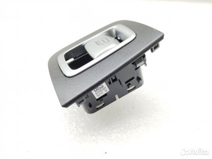 Кнопка стеклоподъемника задняя правая