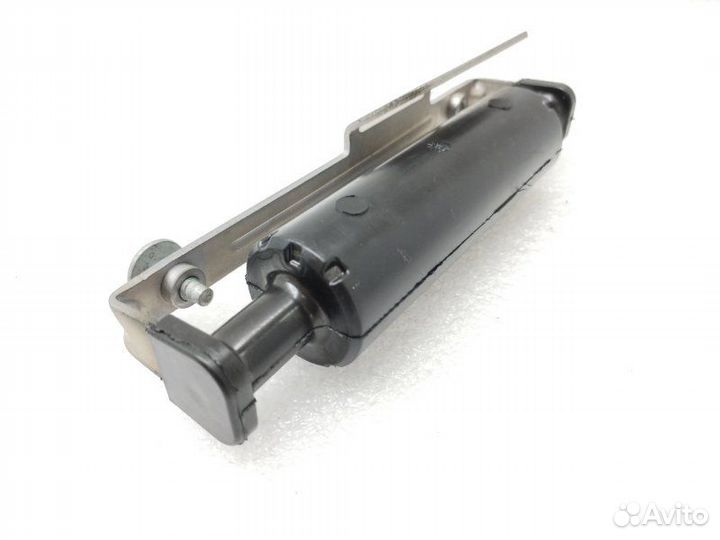 Амортизатор двери багажника задний Mercedes-Benz