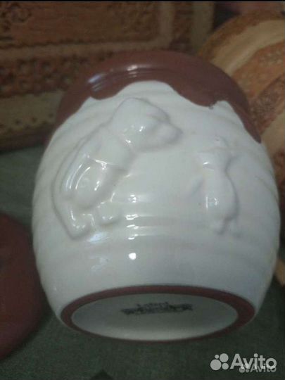 Для меда: горшок керамика и бочонок деревянный