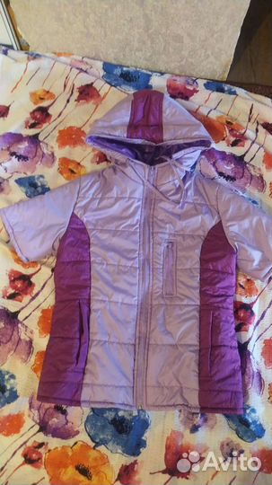 Куртка демисезонная с уккороченым руковом