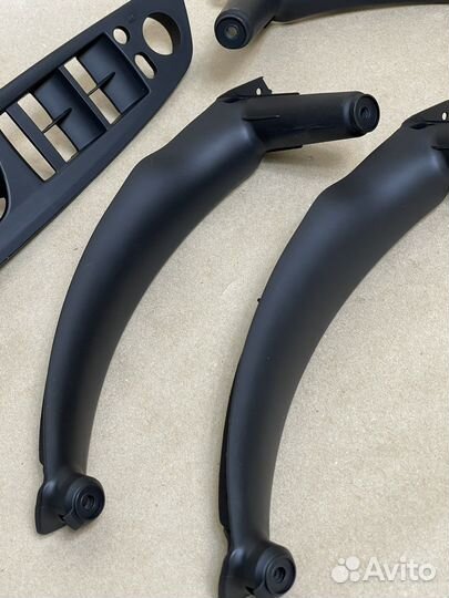 Новая Ручка двери BMW X5 X6 e70 e71 салонная бмв