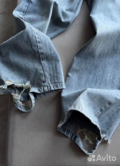 Balenciaga джинсы рваные