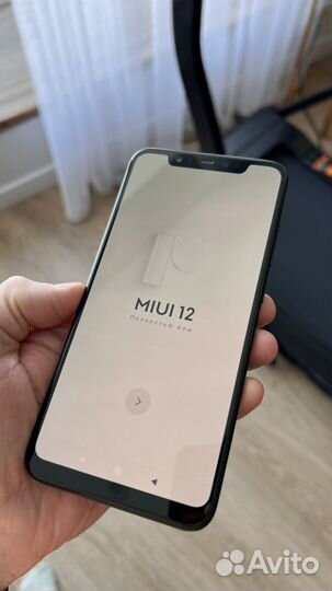 Xiaomi Mi 8, 6/64 ГБ