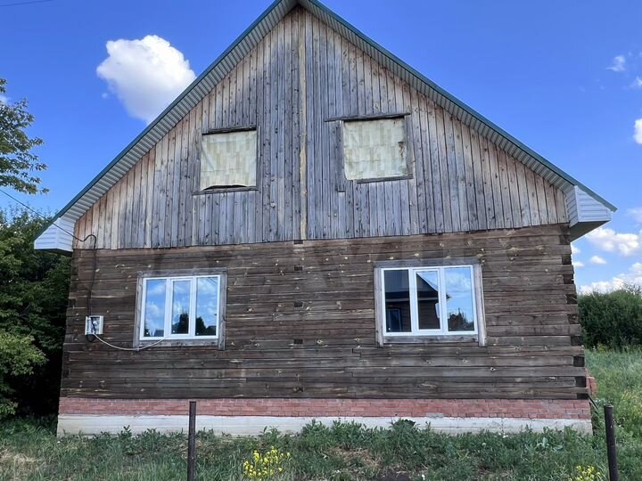 Дом 106,8 м² на участке 10,2 сот.