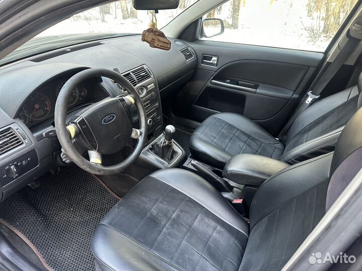 Ford Mondeo 1.8 МТ, 2005, 390 000 км