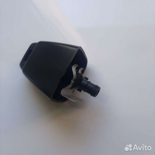 Скоба крепления форсунки омывателя фар Nissan