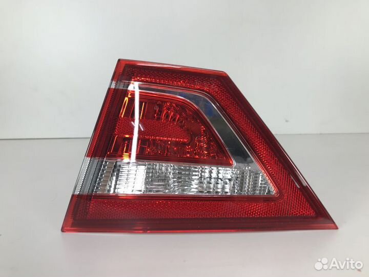 Фонарь задний внутренний правый LADA Vesta 2015