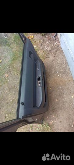 Левая передняя дверь тойота бб