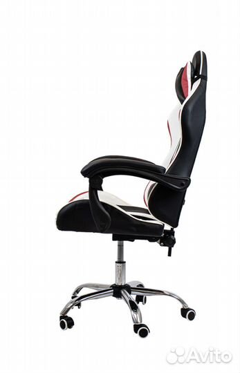 Игровое компьютерное кресло