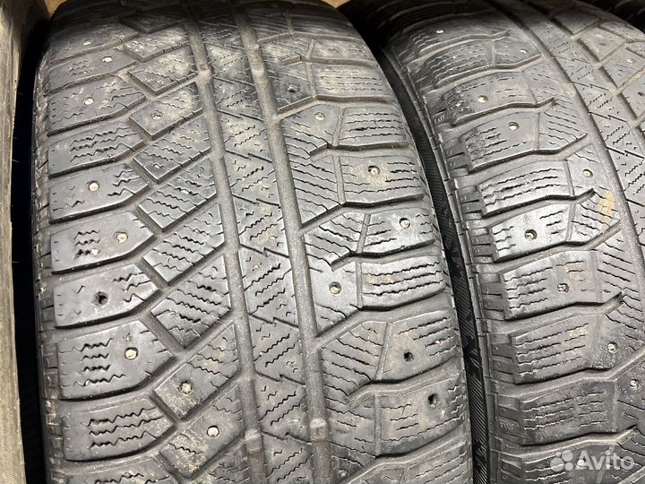Continental ContiWinterViking 2 215/55 R16 97T