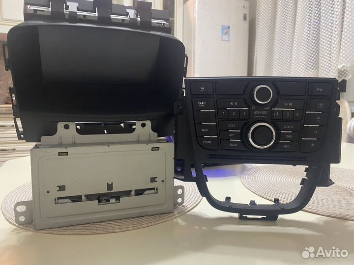 Головное устройство Navi-600 opel astra j