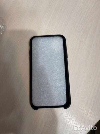 Чехол на iPhone 11