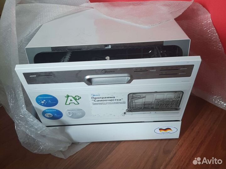 Посудомоечная машина Midea