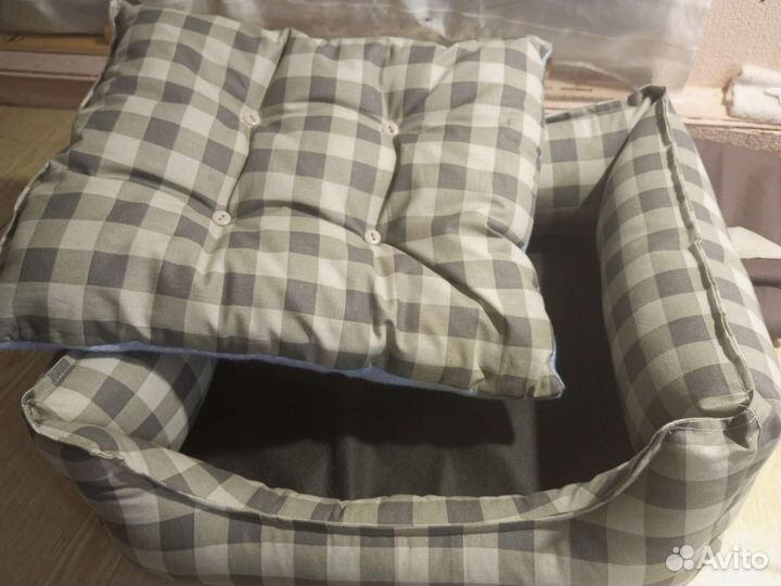 Лежанка для собак и кошек