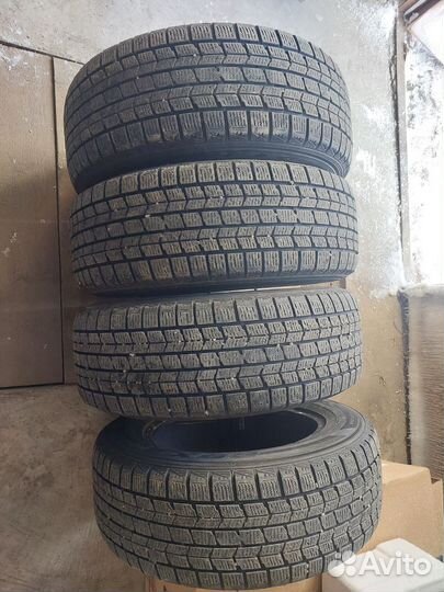 Dunlop DSX-2 215/65 R16