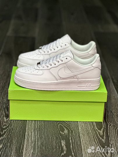Кроссовки nike AIR force