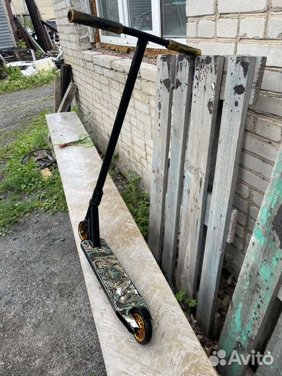 Трюковой самокат