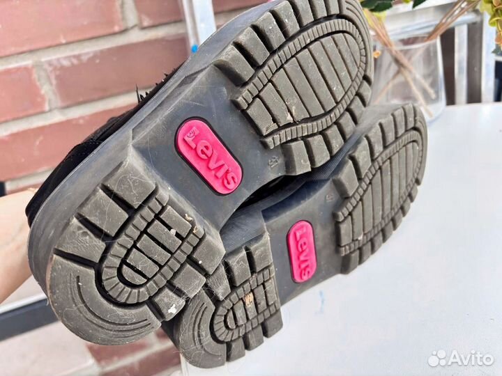 Levi’s ботинки женские 37. Оригинал