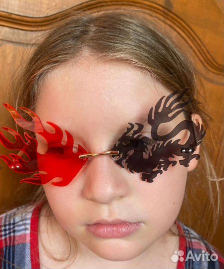 Солнцезащитные очки