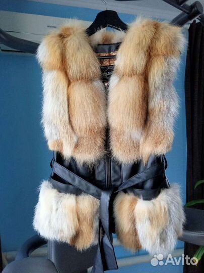 Меховой жилет