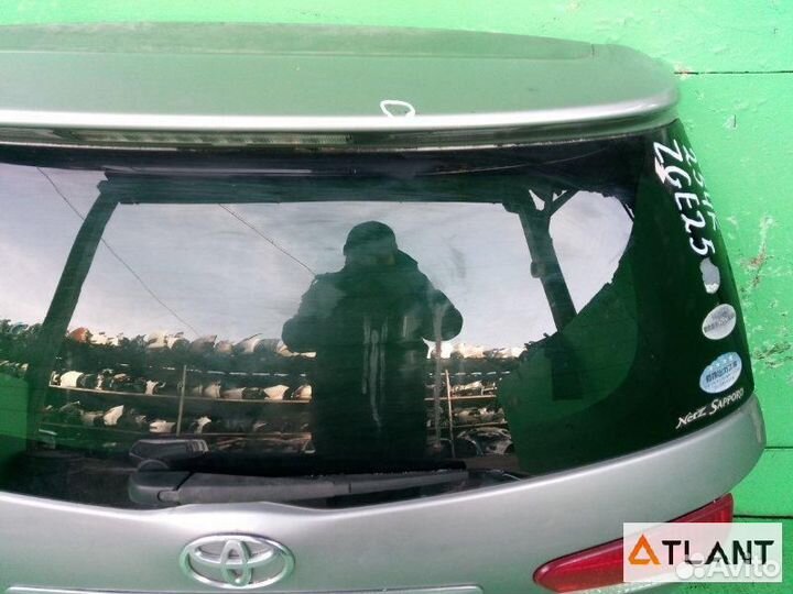 Дверь задняя toyota wish