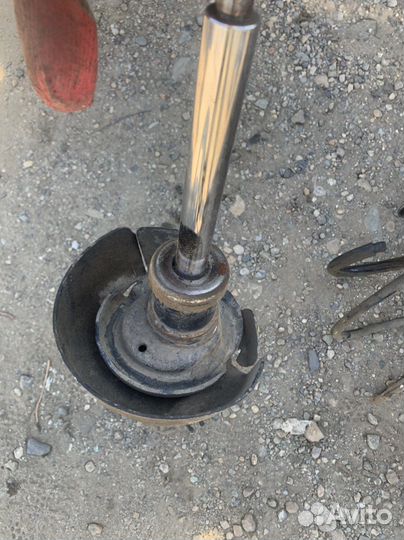 Амортизатор и пружины передние Citroen C3